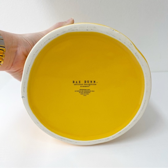 Rae Dunn Yellow Bee Sweet Ceramic Bee Hive Cookie Jar Canister Figural Be Sweet - Picture 7 of 7